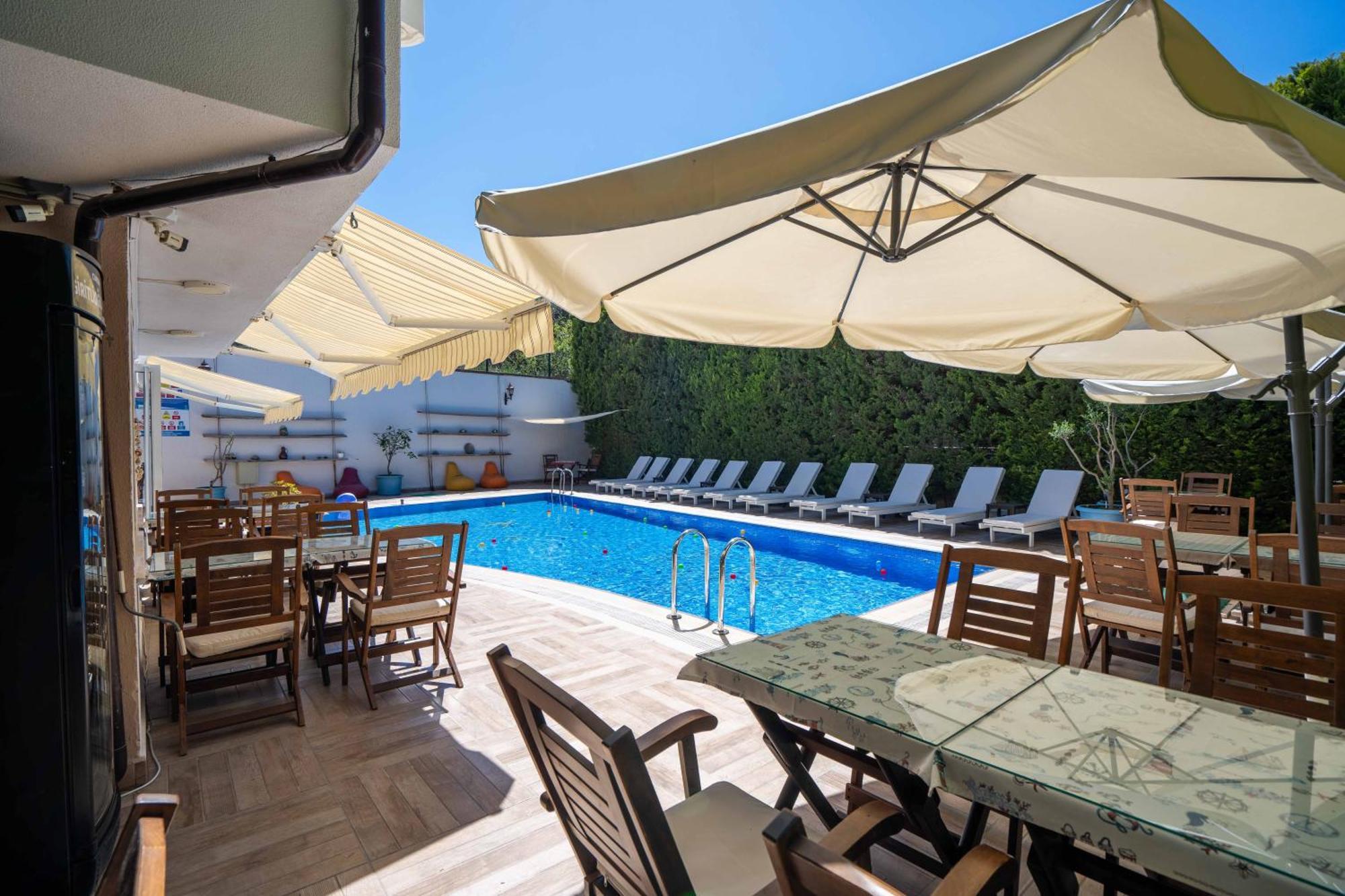 Cunda Giritlioglu Otel Adult Only Ayvalı Esterno foto