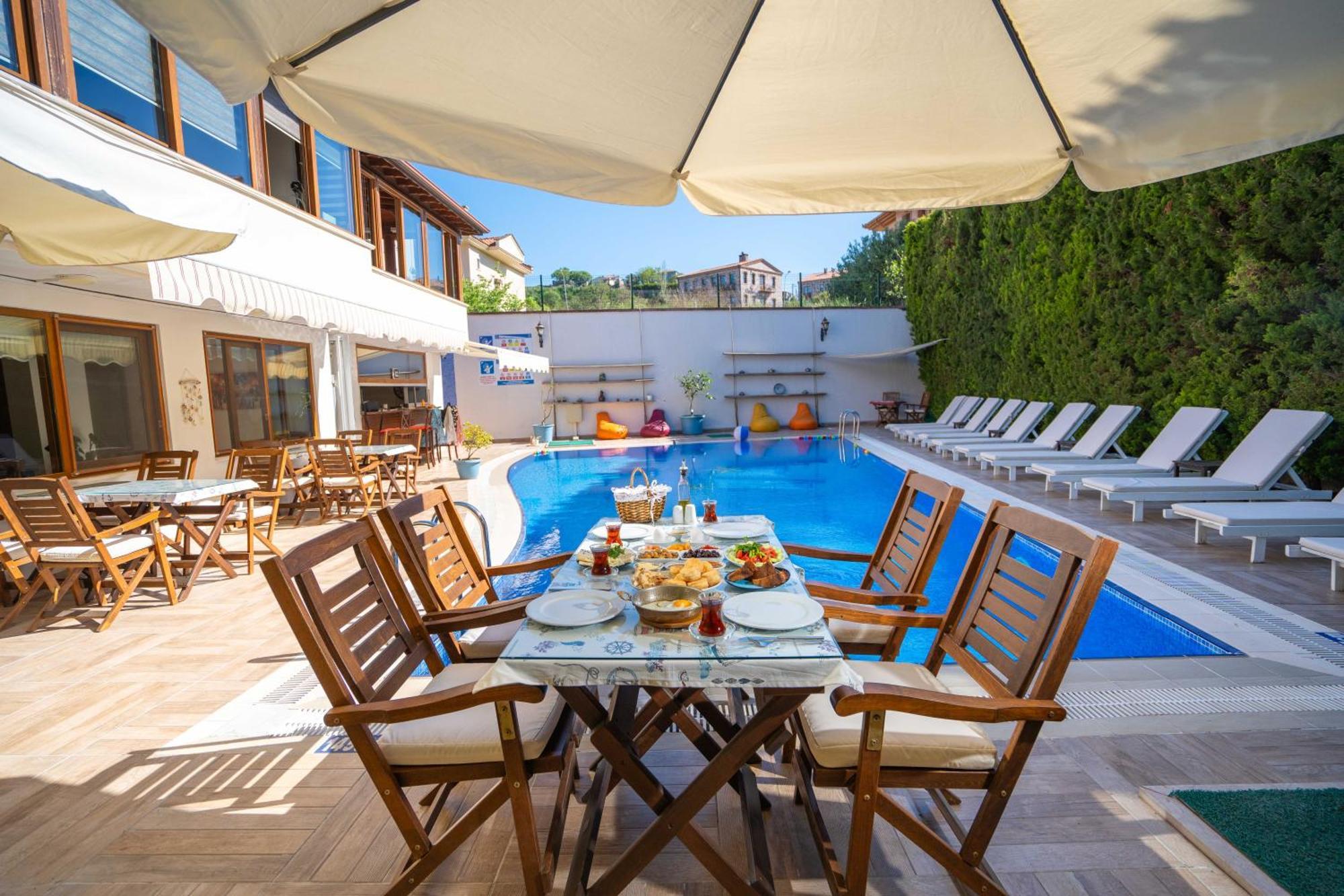 Cunda Giritlioglu Otel Adult Only Ayvalı Esterno foto